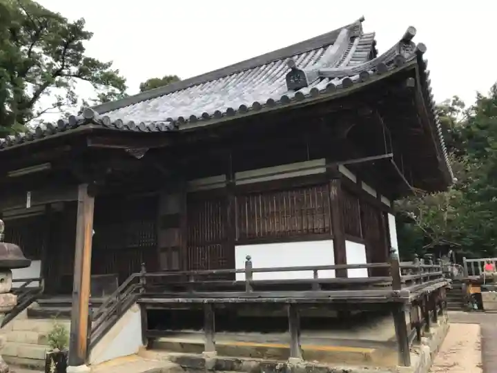 高山寺の本殿・本堂