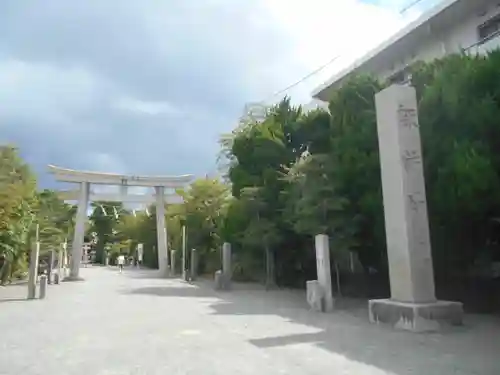 片瀬諏訪神社の鳥居