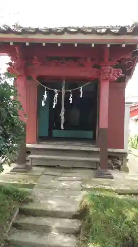 三軒家の鬼門除け稲荷の本殿・本堂