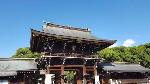 真清田神社の山門・神門
