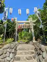 横浜御嶽神社の鳥居