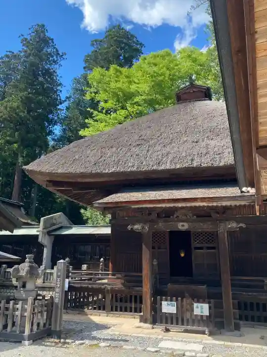 若一王子神社の{uncategorized: "未分類", other: "その他", undefined: "問題あり", building: "その他建物", grave: "お墓", sacred_gate: "鳥居", guardian: "狛犬", statue: "像", buddha: "仏像", history: "歴史", nature: "自然", garden: "庭園", animal: "動物", pagoda: "塔", temizu: "手水舎", mountain_gate: "山門・神門", sanctuary: "本殿・本堂", subordinate: "末社・摂社", art: "芸術", scenery: "景色", jizo: "地蔵", ema: "絵馬", goshuin: "御朱印", omikuji: "おみくじ", items: "授与品その他", amulet: "お守り", goshuincho: "御朱印帳", eats: "食事", festival: "お祭り", votive_dance: "神楽", shichigosan: "七五三参", wedding: "結婚式", experience: "体験その他", initially: "初詣", around: "周辺", anti_infection: "感染症対策"}