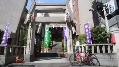 烏森神社の鳥居
