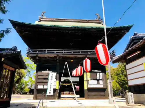 大善寺玉垂宮の山門