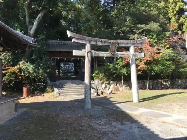 鳥居川御霊神社(滋賀県)