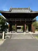 八事山 興正寺の山門・神門