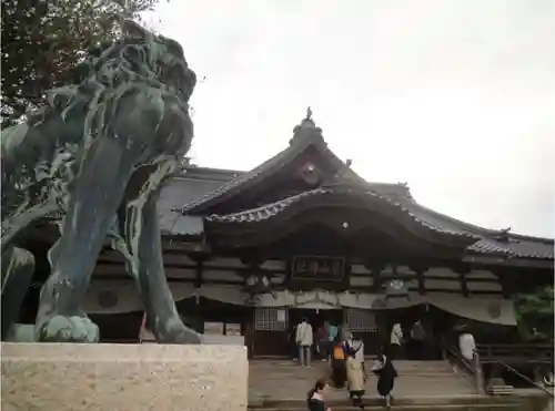 尾山神社の本殿