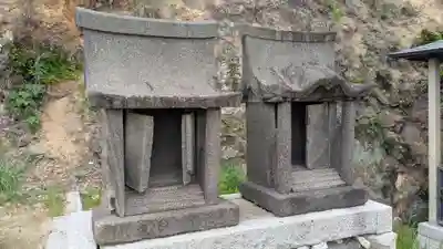 西光寺奥之院 誓願之塔の末社・摂社