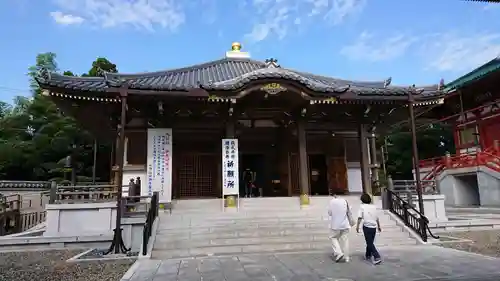 成田山新勝寺の本殿・本堂