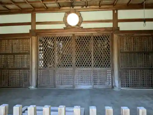 由良神社の{uncategorized: "未分類", other: "その他", undefined: "問題あり", building: "その他建物", grave: "お墓", sacred_gate: "鳥居", guardian: "狛犬", statue: "像", buddha: "仏像", history: "歴史", nature: "自然", garden: "庭園", animal: "動物", pagoda: "塔", temizu: "手水舎", mountain_gate: "山門・神門", sanctuary: "本殿・本堂", subordinate: "末社・摂社", art: "芸術", scenery: "景色", jizo: "地蔵", ema: "絵馬", goshuin: "御朱印", omikuji: "おみくじ", items: "授与品その他", amulet: "お守り", goshuincho: "御朱印帳", eats: "食事", festival: "お祭り", votive_dance: "神楽", shichigosan: "七五三参", wedding: "結婚式", experience: "体験その他", initially: "初詣", around: "周辺", anti_infection: "感染症対策"}