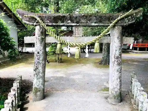 王宮神社の鳥居