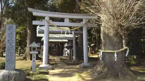 弓田香取神社の鳥居