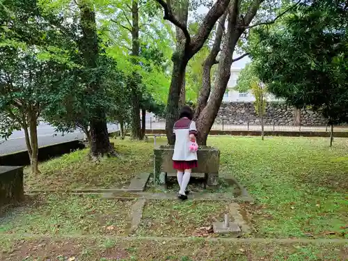 城山神社の手水