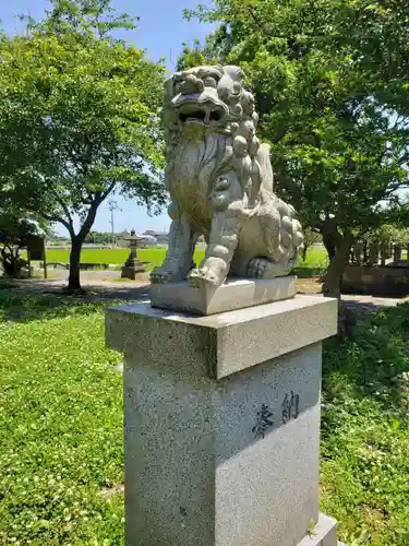 八幡神社の狛犬