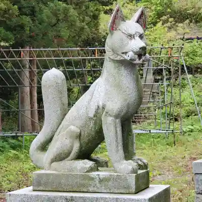 尾札部稲荷神社の狛犬