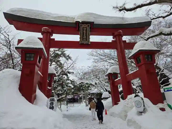 彌彦神社 (伊夜日子神社)(北海道)