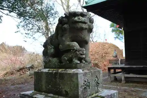 三輪神社の狛犬