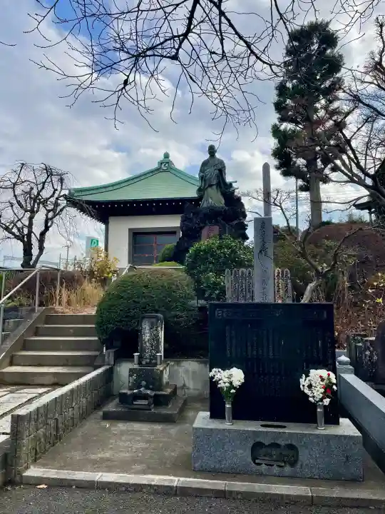 廣龍寺の{uncategorized: "未分類", other: "その他", undefined: "問題あり", building: "その他建物", grave: "お墓", sacred_gate: "鳥居", guardian: "狛犬", statue: "像", buddha: "仏像", history: "歴史", nature: "自然", garden: "庭園", animal: "動物", pagoda: "塔", temizu: "手水舎", mountain_gate: "山門・神門", sanctuary: "本殿・本堂", subordinate: "末社・摂社", art: "芸術", scenery: "景色", jizo: "地蔵", ema: "絵馬", goshuin: "御朱印", omikuji: "おみくじ", items: "授与品その他", amulet: "お守り", goshuincho: "御朱印帳", eats: "食事", festival: "お祭り", votive_dance: "神楽", shichigosan: "七五三参", wedding: "結婚式", experience: "体験その他", initially: "初詣", around: "周辺", anti_infection: "感染症対策"}