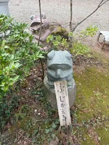 春日山神社の{uncategorized: "未分類", other: "その他", undefined: "問題あり", building: "その他建物", grave: "お墓", sacred_gate: "鳥居", guardian: "狛犬", statue: "像", buddha: "仏像", history: "歴史", nature: "自然", garden: "庭園", animal: "動物", pagoda: "塔", temizu: "手水舎", mountain_gate: "山門・神門", sanctuary: "本殿・本堂", subordinate: "末社・摂社", art: "芸術", scenery: "景色", jizo: "地蔵", ema: "絵馬", goshuin: "御朱印", omikuji: "おみくじ", items: "授与品その他", amulet: "お守り", goshuincho: "御朱印帳", eats: "食事", festival: "お祭り", votive_dance: "神楽", shichigosan: "七五三参", wedding: "結婚式", experience: "体験その他", initially: "初詣", around: "周辺", anti_infection: "感染症対策"}
