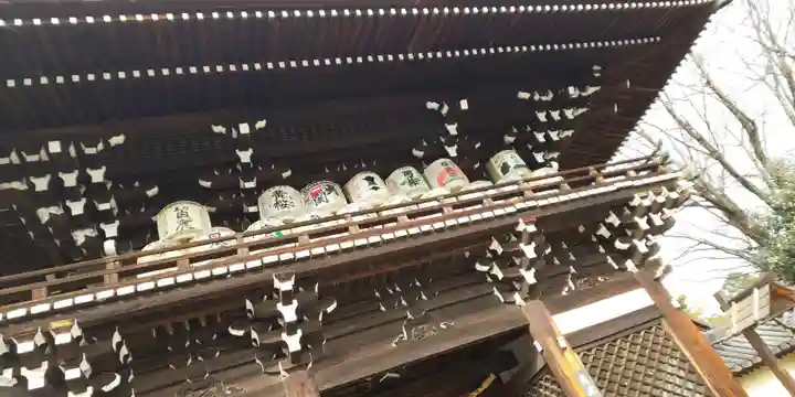 梅宮大社の山門・神門