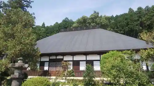 長光寺の本殿・本堂
