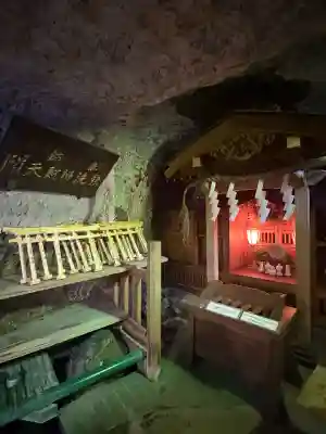 銭洗弁財天宇賀福神社(神奈川県)