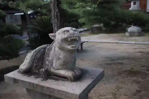 刺田比古神社の狛犬