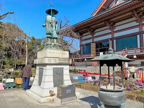 西新井大師総持寺の像