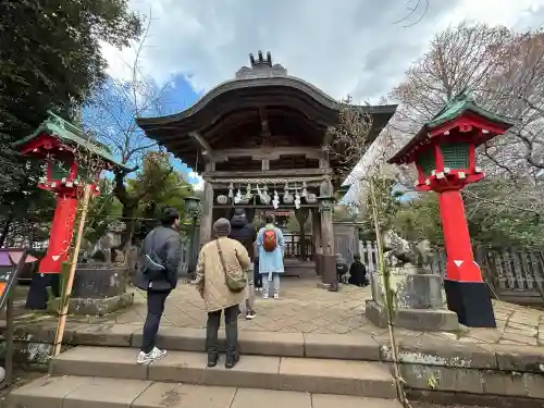 江島神社の{uncategorized: "未分類", other: "その他", undefined: "問題あり", building: "その他建物", grave: "お墓", sacred_gate: "鳥居", guardian: "狛犬", statue: "像", buddha: "仏像", history: "歴史", nature: "自然", garden: "庭園", animal: "動物", pagoda: "塔", temizu: "手水舎", mountain_gate: "山門・神門", sanctuary: "本殿・本堂", subordinate: "末社・摂社", art: "芸術", scenery: "景色", jizo: "地蔵", ema: "絵馬", goshuin: "御朱印", omikuji: "おみくじ", items: "授与品その他", amulet: "お守り", goshuincho: "御朱印帳", eats: "食事", festival: "お祭り", votive_dance: "神楽", shichigosan: "七五三参", wedding: "結婚式", experience: "体験その他", initially: "初詣", around: "周辺", anti_infection: "感染症対策"}
