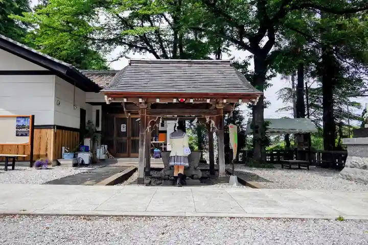 咲前神社の手水舎