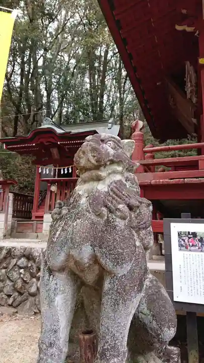 聖神社の狛犬