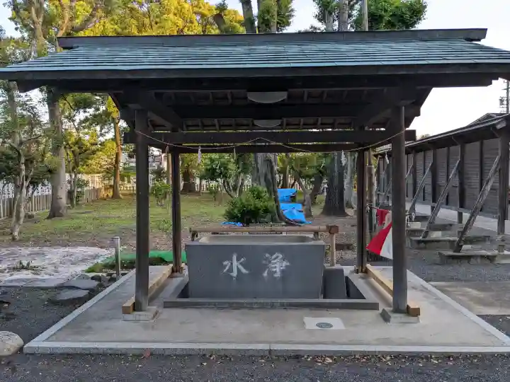 天神社(勝川町)の{uncategorized: "未分類", other: "その他", undefined: "問題あり", building: "その他建物", grave: "お墓", sacred_gate: "鳥居", guardian: "狛犬", statue: "像", buddha: "仏像", history: "歴史", nature: "自然", garden: "庭園", animal: "動物", pagoda: "塔", temizu: "手水舎", mountain_gate: "山門・神門", sanctuary: "本殿・本堂", subordinate: "末社・摂社", art: "芸術", scenery: "景色", jizo: "地蔵", ema: "絵馬", goshuin: "御朱印", omikuji: "おみくじ", items: "授与品その他", amulet: "お守り", goshuincho: "御朱印帳", eats: "食事", festival: "お祭り", votive_dance: "神楽", shichigosan: "七五三参", wedding: "結婚式", experience: "体験その他", initially: "初詣", around: "周辺", anti_infection: "感染症対策"}