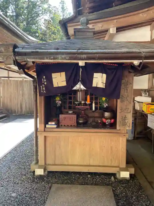 高野山金剛峯寺奥の院(和歌山県)