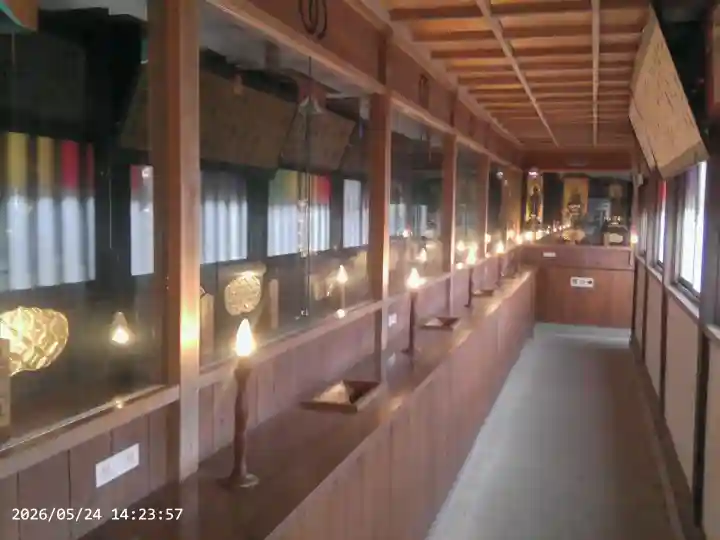 西光寺の{uncategorized: "未分類", other: "その他", undefined: "問題あり", building: "その他建物", grave: "お墓", sacred_gate: "鳥居", guardian: "狛犬", statue: "像", buddha: "仏像", history: "歴史", nature: "自然", garden: "庭園", animal: "動物", pagoda: "塔", temizu: "手水舎", mountain_gate: "山門・神門", sanctuary: "本殿・本堂", subordinate: "末社・摂社", art: "芸術", scenery: "景色", jizo: "地蔵", ema: "絵馬", goshuin: "御朱印", omikuji: "おみくじ", items: "授与品その他", amulet: "お守り", goshuincho: "御朱印帳", eats: "食事", festival: "お祭り", votive_dance: "神楽", shichigosan: "七五三参", wedding: "結婚式", experience: "体験その他", initially: "初詣", around: "周辺", anti_infection: "感染症対策"}