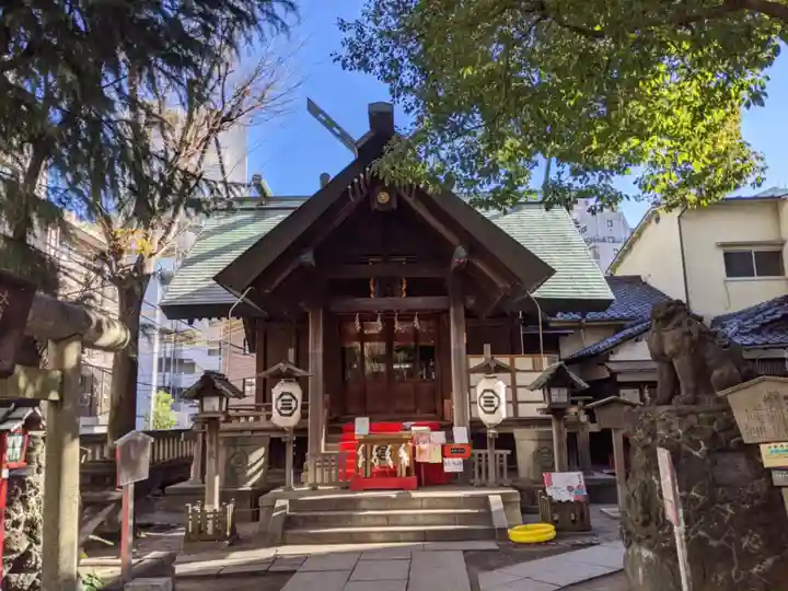 三島神社の本殿・本堂