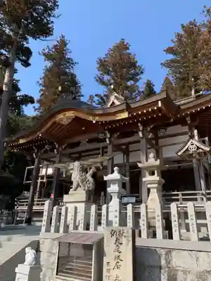 三輪神社の本殿・本堂