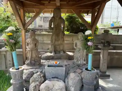 正念寺の{uncategorized: "未分類", other: "その他", undefined: "問題あり", building: "その他建物", grave: "お墓", sacred_gate: "鳥居", guardian: "狛犬", statue: "像", buddha: "仏像", history: "歴史", nature: "自然", garden: "庭園", animal: "動物", pagoda: "塔", temizu: "手水舎", mountain_gate: "山門・神門", sanctuary: "本殿・本堂", subordinate: "末社・摂社", art: "芸術", scenery: "景色", jizo: "地蔵", ema: "絵馬", goshuin: "御朱印", omikuji: "おみくじ", items: "授与品その他", amulet: "お守り", goshuincho: "御朱印帳", eats: "食事", festival: "お祭り", votive_dance: "神楽", shichigosan: "七五三参", wedding: "結婚式", experience: "体験その他", initially: "初詣", around: "周辺", anti_infection: "感染症対策"}