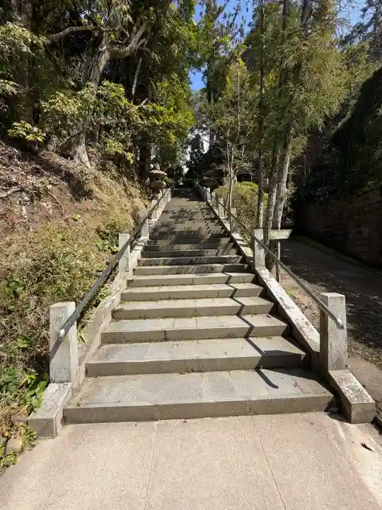 玉作湯神社の{uncategorized: "未分類", other: "その他", undefined: "問題あり", building: "その他建物", grave: "お墓", sacred_gate: "鳥居", guardian: "狛犬", statue: "像", buddha: "仏像", history: "歴史", nature: "自然", garden: "庭園", animal: "動物", pagoda: "塔", temizu: "手水舎", mountain_gate: "山門・神門", sanctuary: "本殿・本堂", subordinate: "末社・摂社", art: "芸術", scenery: "景色", jizo: "地蔵", ema: "絵馬", goshuin: "御朱印", omikuji: "おみくじ", items: "授与品その他", amulet: "お守り", goshuincho: "御朱印帳", eats: "食事", festival: "お祭り", votive_dance: "神楽", shichigosan: "七五三参", wedding: "結婚式", experience: "体験その他", initially: "初詣", around: "周辺", anti_infection: "感染症対策"}