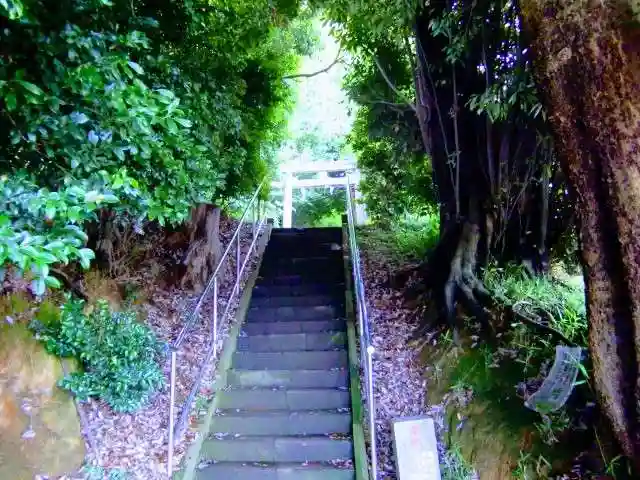 新作八幡宮のその他建物