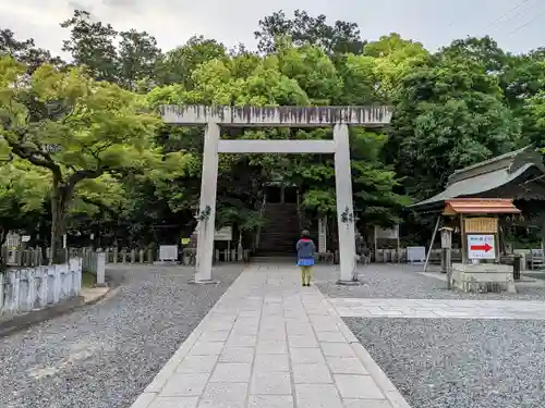 味美白山神社の鳥居