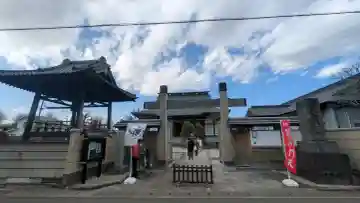 現聲寺 (現声寺)の{uncategorized: "未分類", other: "その他", undefined: "問題あり", building: "その他建物", grave: "お墓", sacred_gate: "鳥居", guardian: "狛犬", statue: "像", buddha: "仏像", history: "歴史", nature: "自然", garden: "庭園", animal: "動物", pagoda: "塔", temizu: "手水舎", mountain_gate: "山門・神門", sanctuary: "本殿・本堂", subordinate: "末社・摂社", art: "芸術", scenery: "景色", jizo: "地蔵", ema: "絵馬", goshuin: "御朱印", omikuji: "おみくじ", items: "授与品その他", amulet: "お守り", goshuincho: "御朱印帳", eats: "食事", festival: "お祭り", votive_dance: "神楽", shichigosan: "七五三参", wedding: "結婚式", experience: "体験その他", initially: "初詣", around: "周辺", anti_infection: "感染症対策"}