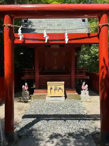 丸山稲荷社（鶴岡八幡宮）(神奈川県)