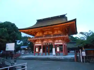 津島神社の山門・神門