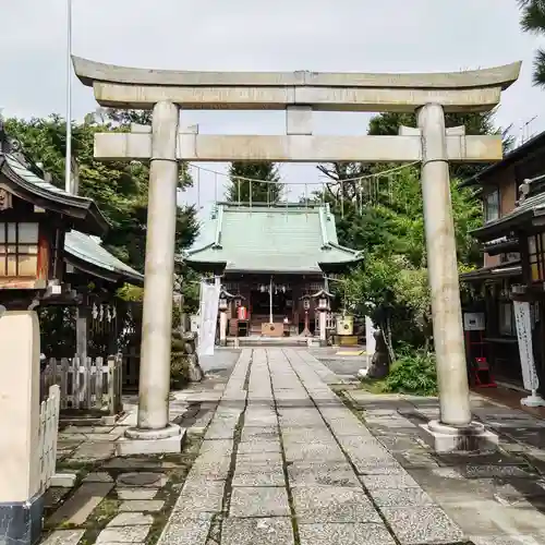 高円寺天祖神社の鳥居