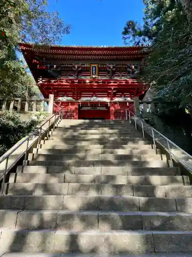 久能山東照宮の山門