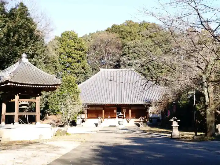 天岑寺の{uncategorized: "未分類", other: "その他", undefined: "問題あり", building: "その他建物", grave: "お墓", sacred_gate: "鳥居", guardian: "狛犬", statue: "像", buddha: "仏像", history: "歴史", nature: "自然", garden: "庭園", animal: "動物", pagoda: "塔", temizu: "手水舎", mountain_gate: "山門・神門", sanctuary: "本殿・本堂", subordinate: "末社・摂社", art: "芸術", scenery: "景色", jizo: "地蔵", ema: "絵馬", goshuin: "御朱印", omikuji: "おみくじ", items: "授与品その他", amulet: "お守り", goshuincho: "御朱印帳", eats: "食事", festival: "お祭り", votive_dance: "神楽", shichigosan: "七五三参", wedding: "結婚式", experience: "体験その他", initially: "初詣", around: "周辺", anti_infection: "感染症対策"}