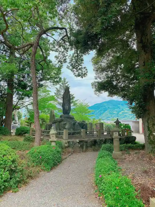 宝来山神社の建物その他