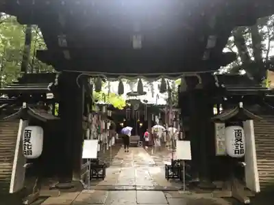 赤坂氷川神社の山門・神門