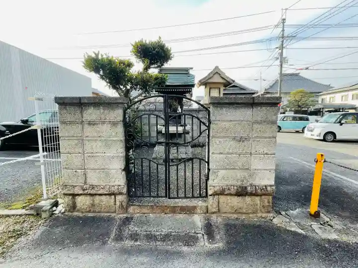 地方森町愛宕社の{uncategorized: "未分類", other: "その他", undefined: "問題あり", building: "その他建物", grave: "お墓", sacred_gate: "鳥居", guardian: "狛犬", statue: "像", buddha: "仏像", history: "歴史", nature: "自然", garden: "庭園", animal: "動物", pagoda: "塔", temizu: "手水舎", mountain_gate: "山門・神門", sanctuary: "本殿・本堂", subordinate: "末社・摂社", art: "芸術", scenery: "景色", jizo: "地蔵", ema: "絵馬", goshuin: "御朱印", omikuji: "おみくじ", items: "授与品その他", amulet: "お守り", goshuincho: "御朱印帳", eats: "食事", festival: "お祭り", votive_dance: "神楽", shichigosan: "七五三参", wedding: "結婚式", experience: "体験その他", initially: "初詣", around: "周辺", anti_infection: "感染症対策"}