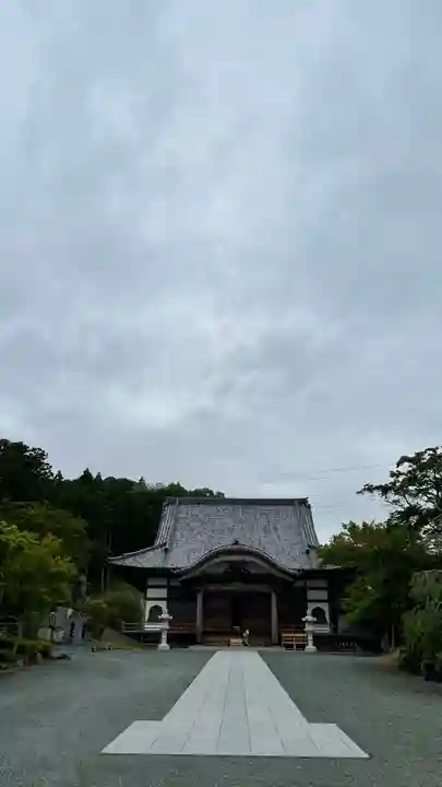 高蔵寺の本殿・本堂